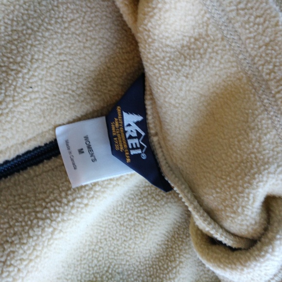 REI warm vest - Picture 5 of 7